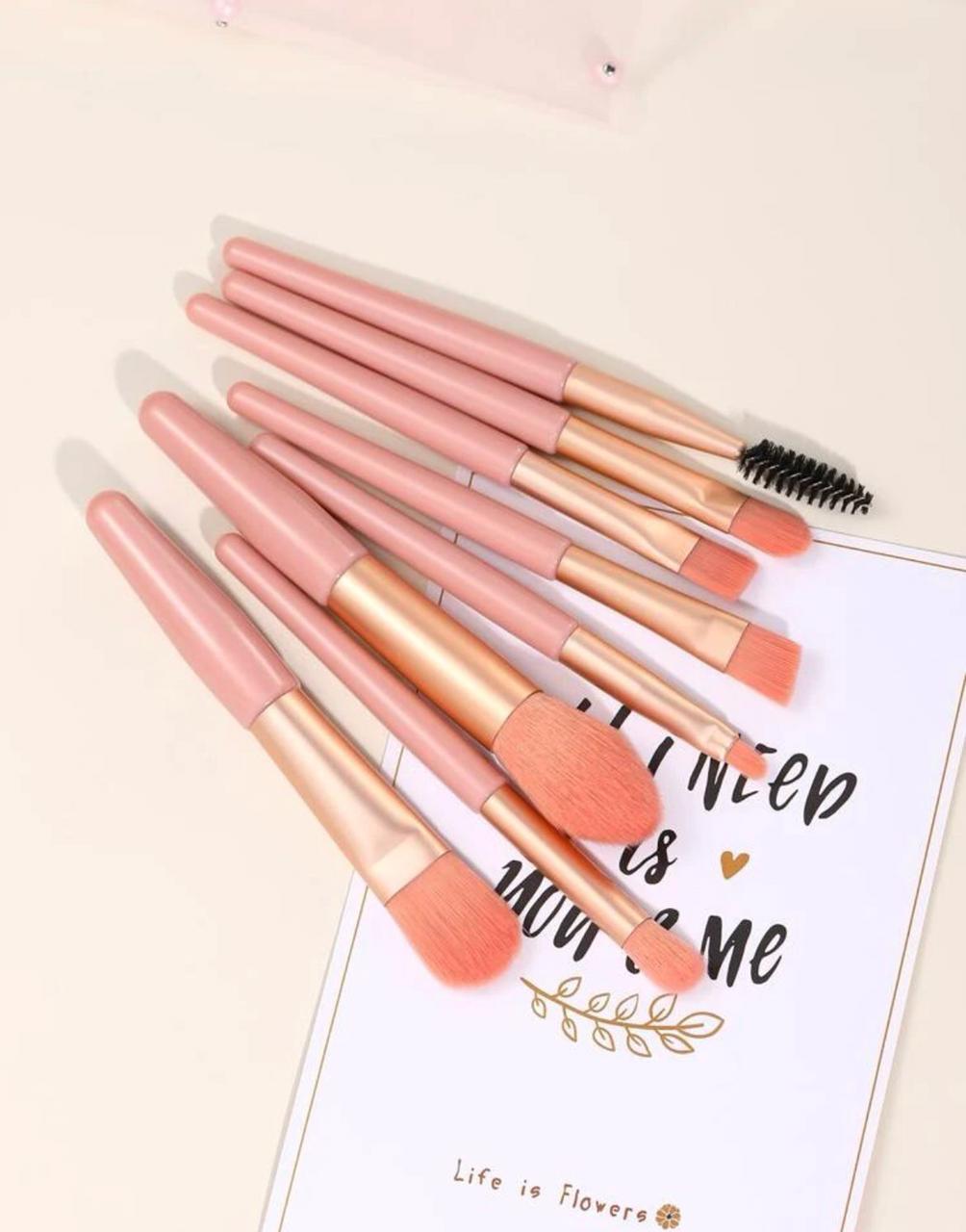 8 Pcs Mini Makeup Brush Travel Set - Merch And Co