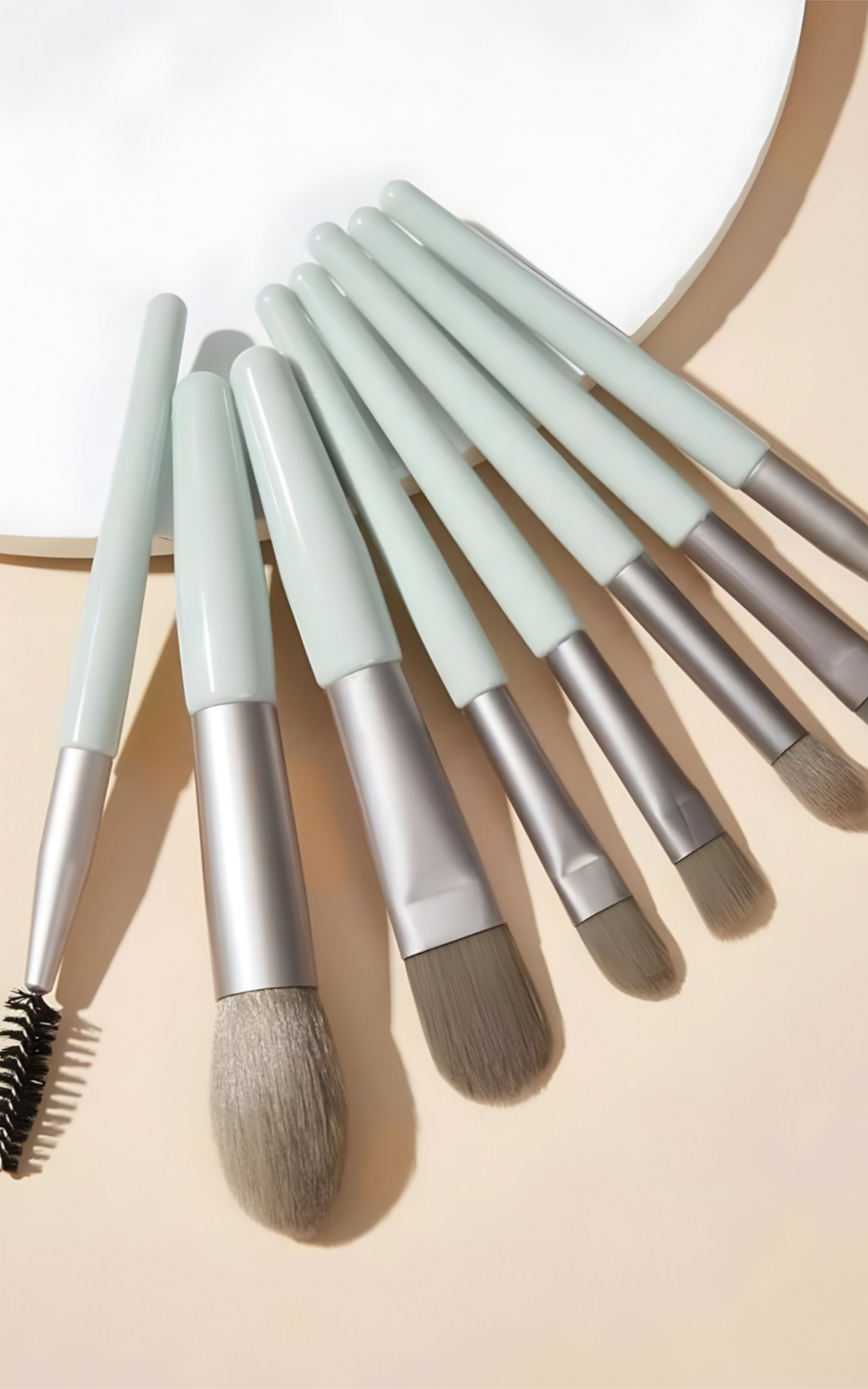 8 Pcs Mini Makeup Brush Travel Set - Merch And Co 