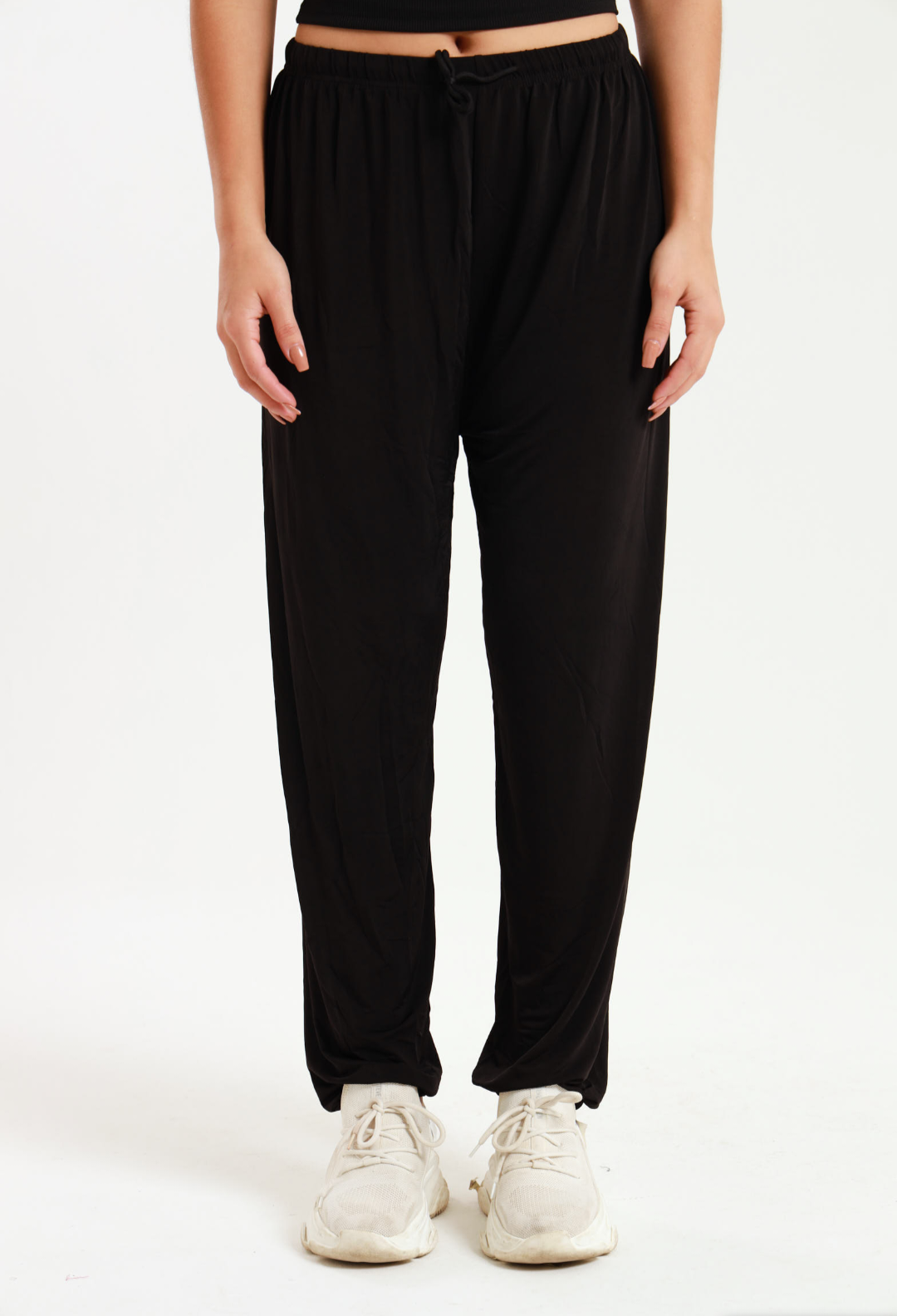 Casual black harem wide leg pants with elastic waistband.